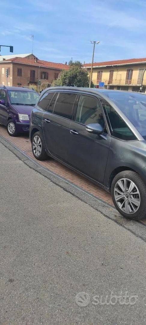 Citroen Grand C4 Picasso 2015 photo 4