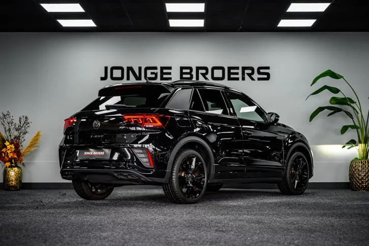Volkswagen T-Roc 2023 photo 3