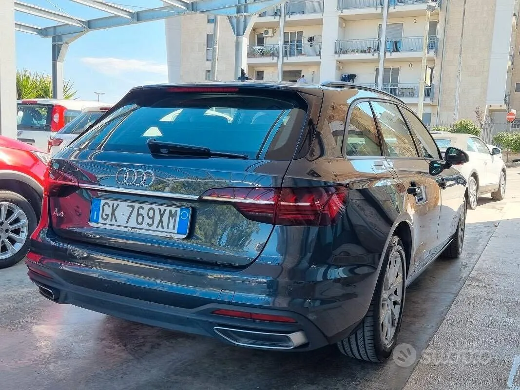 Audi A4 V Avant 2022 photo 4
