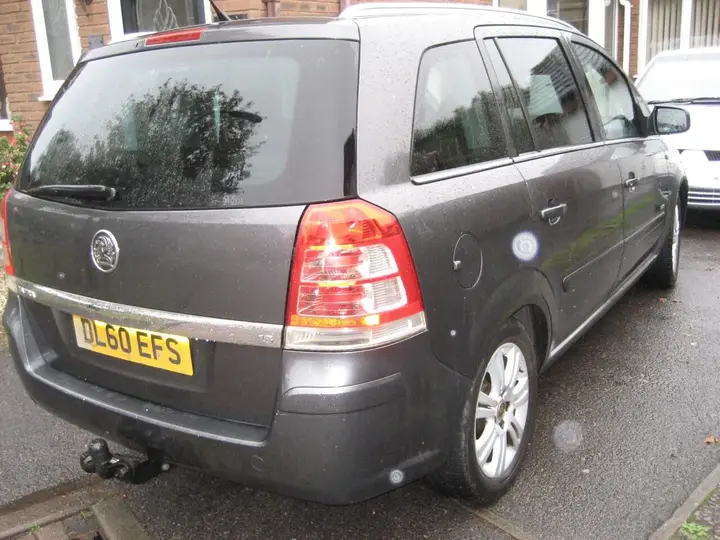 Vauxhall Zafira 2011 photo 5