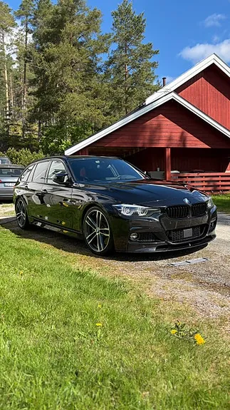BMW 330I 2018 photo 3
