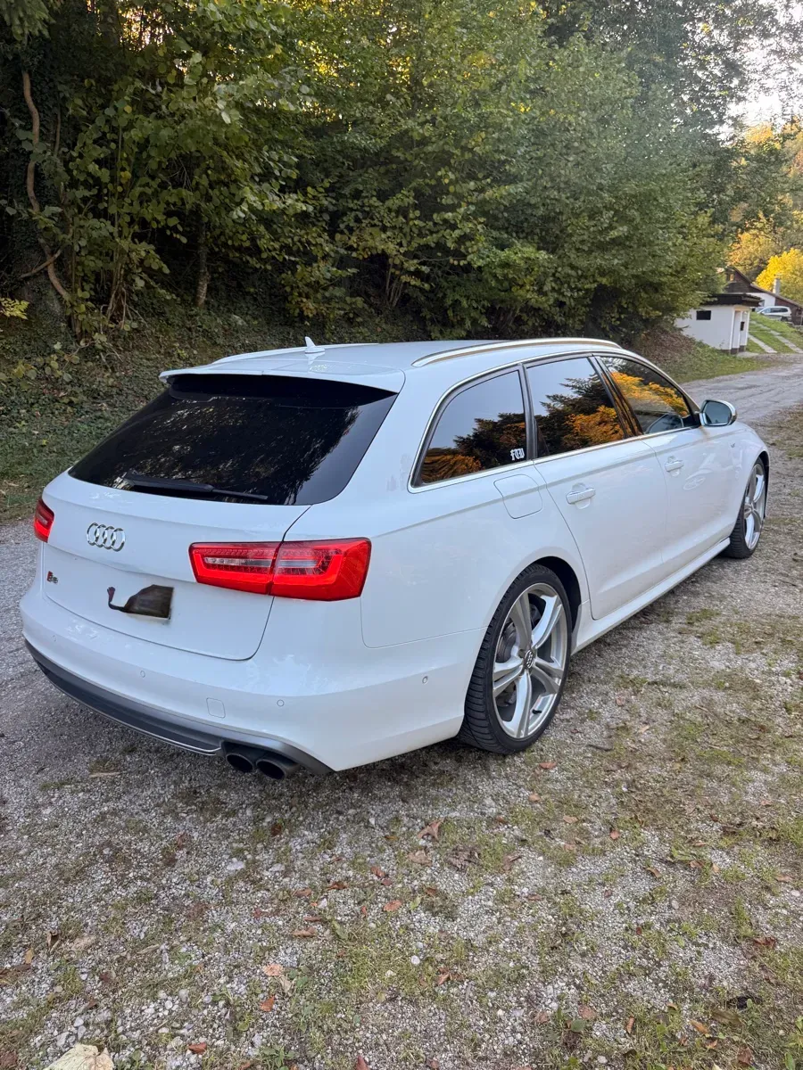 Audi A6 2013 photo 3