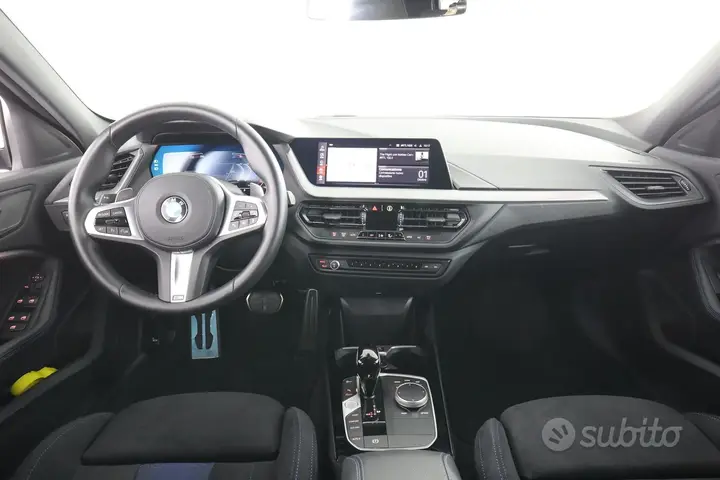 BMW 1 Series 2023 photo 3