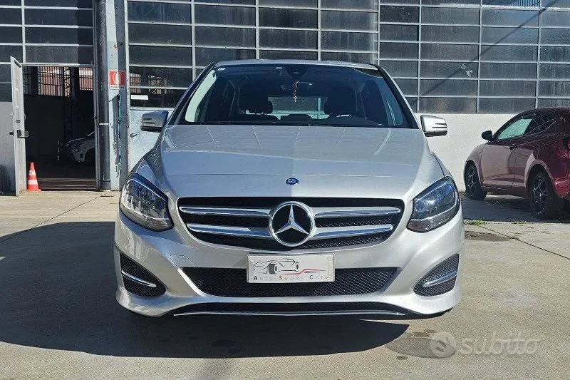 Mercedes-Benz B 2016 photo 2
