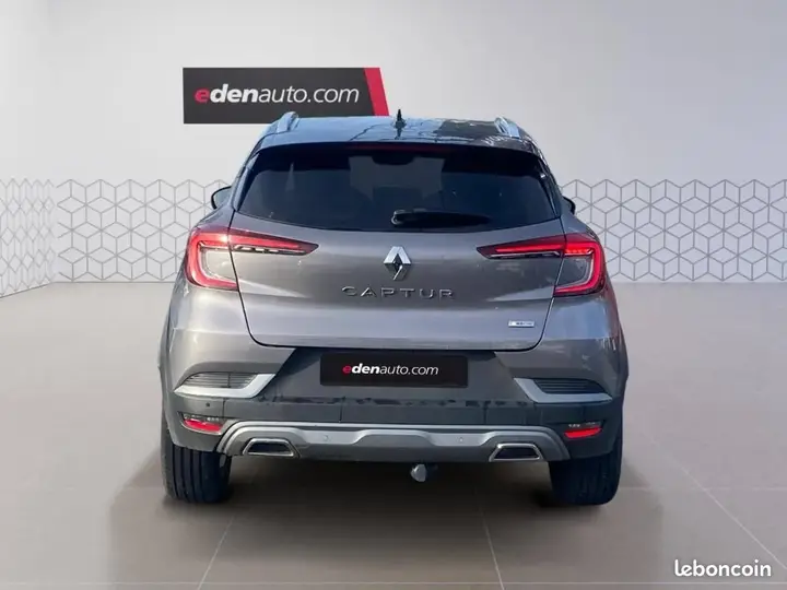 Renault Captur 2023 photo 4