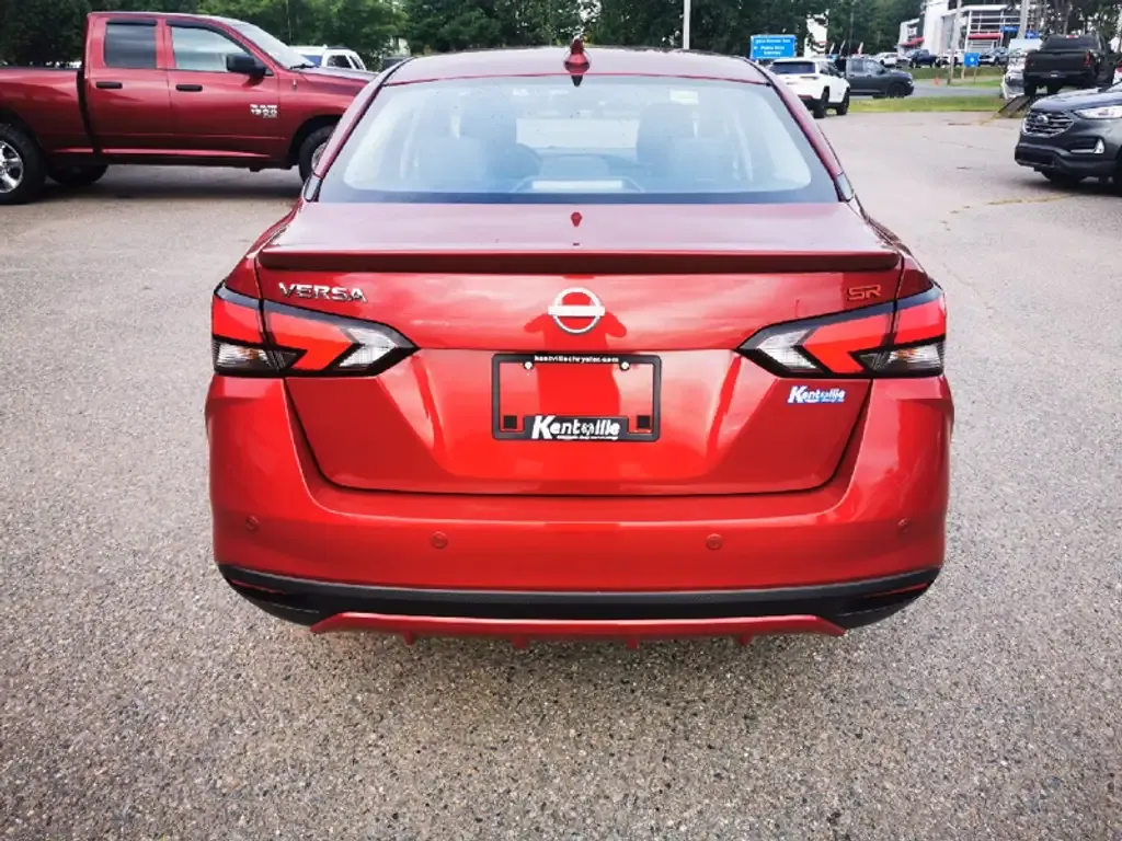 Nissan Versa 2024 photo 3