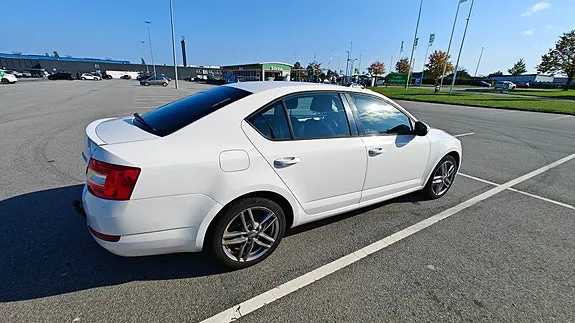 Skoda Octavia 2016 photo 3