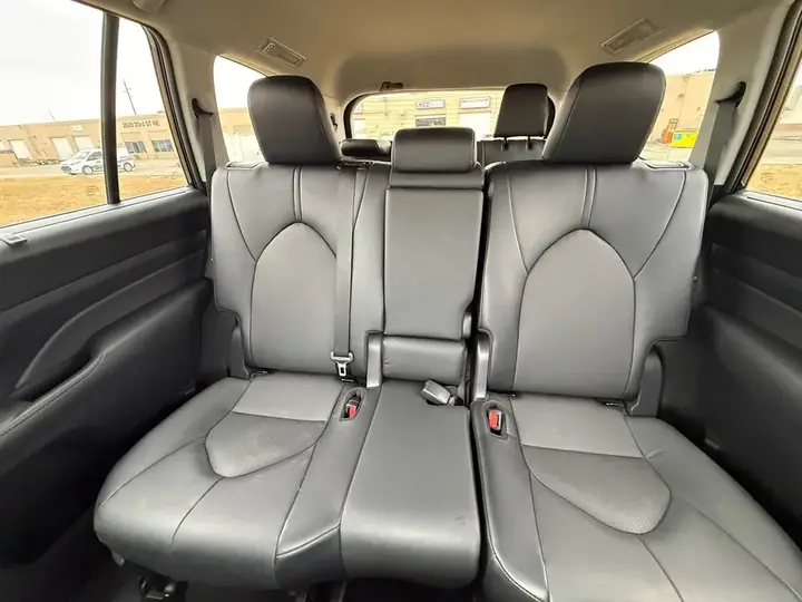 Toyota Grand Highlander 2026 photo 4