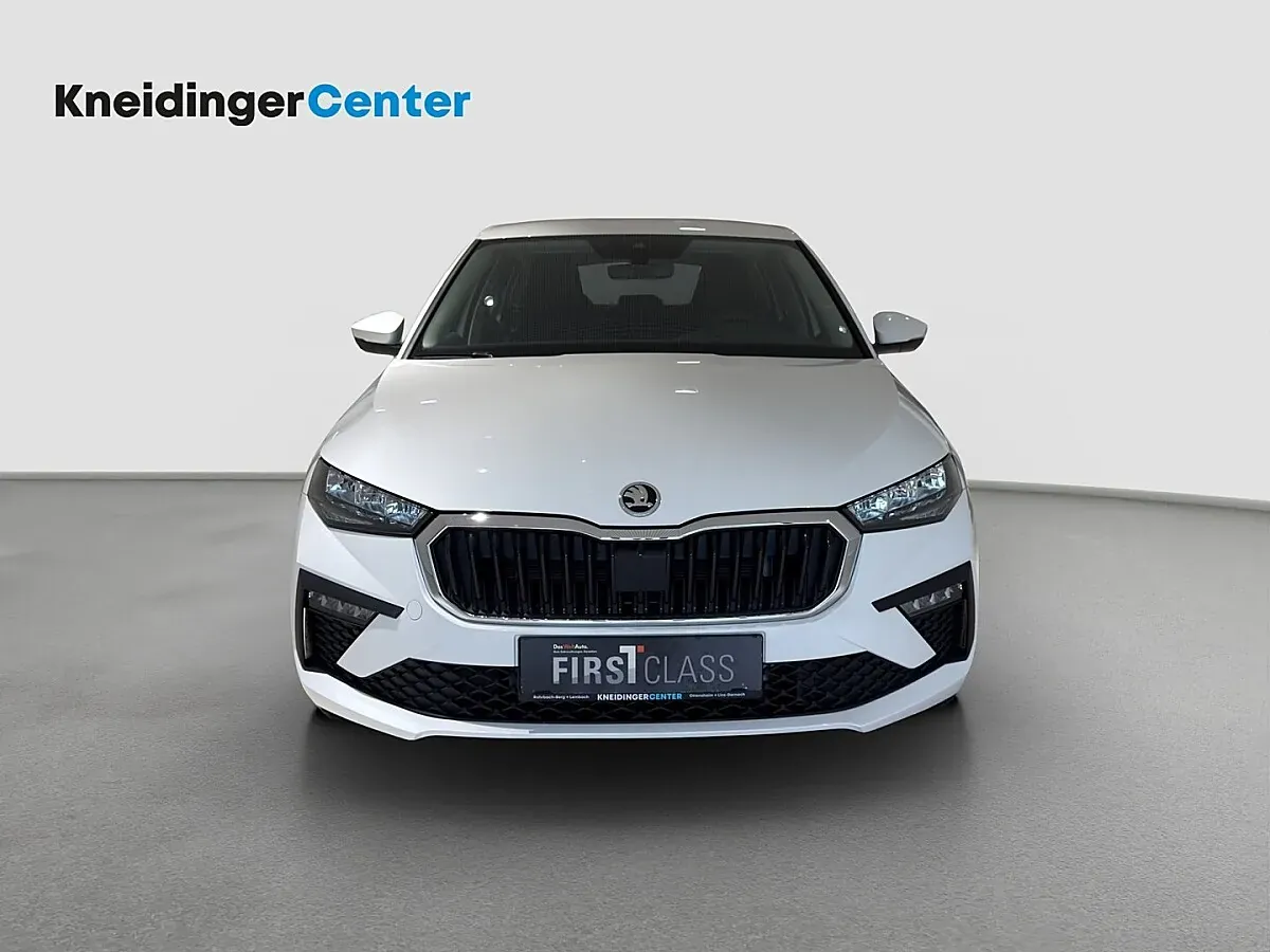 Skoda Scala 2026 photo 2