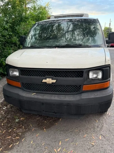 Chevrolet Express 2500 2007 photo 2