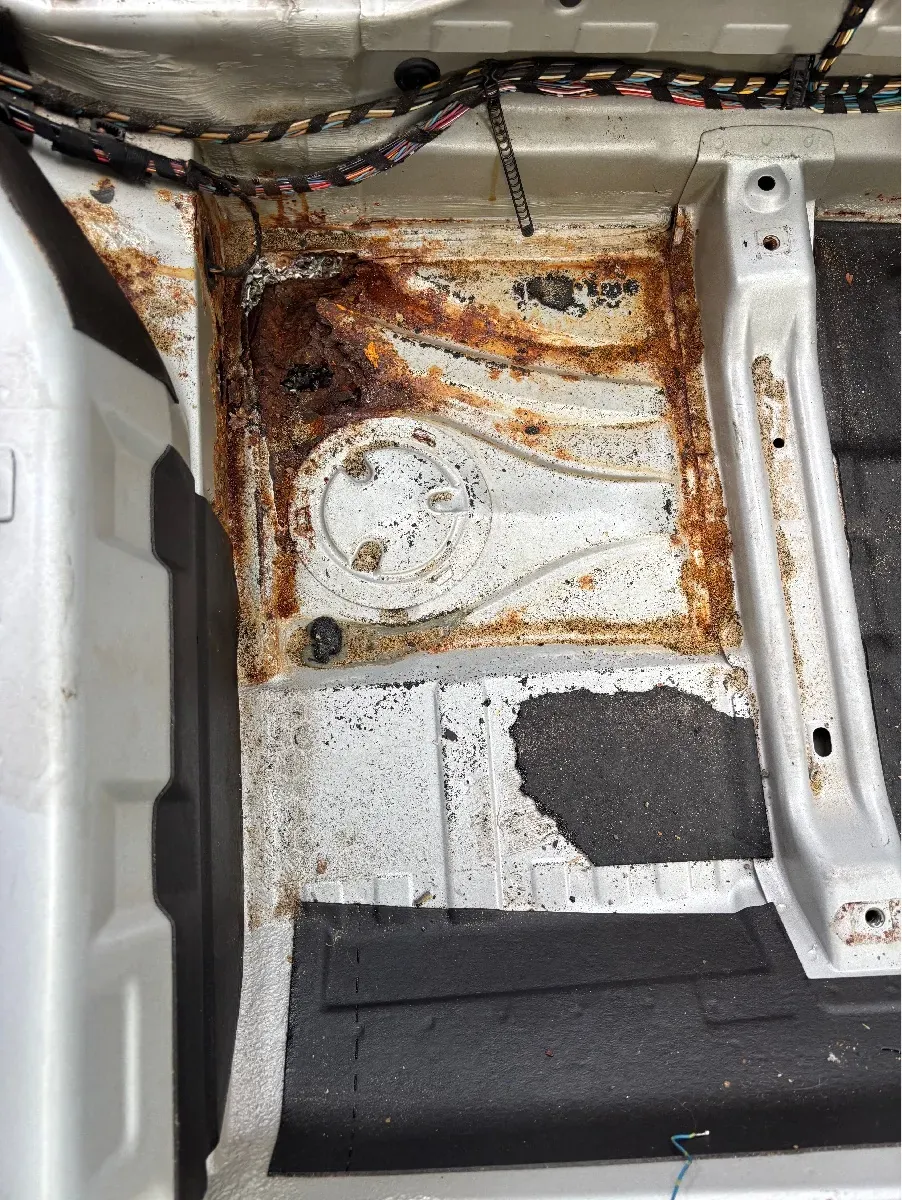 BMW 3 Series 2000 photo 3