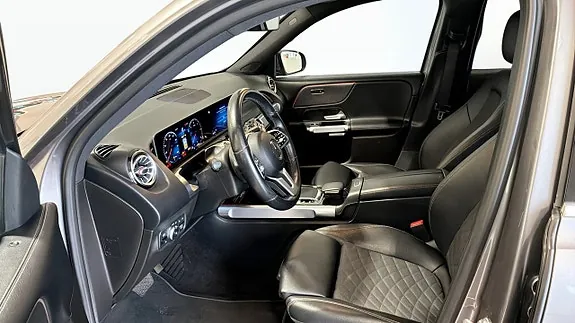 Mercedes-Benz Glb200 D 2020 photo 3