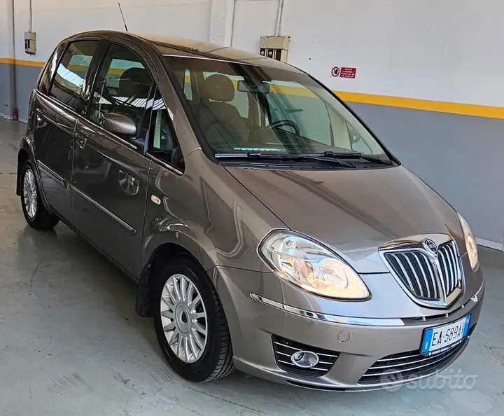 Lancia Musa 2009 photo 3