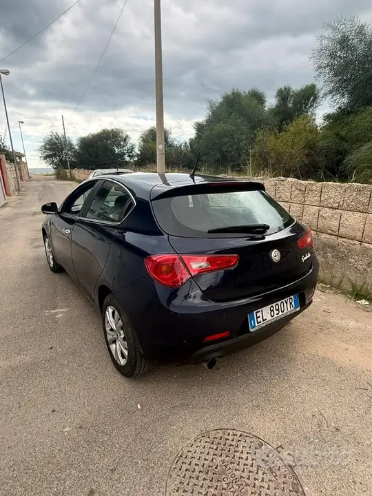 Alfa Romeo Giulietta 2012 photo 5