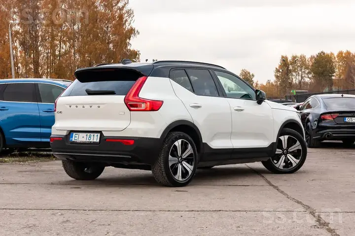 Volvo Xc40 2023 photo 4