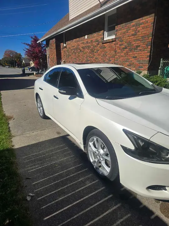 Nissan Maxima 2013 photo 2
