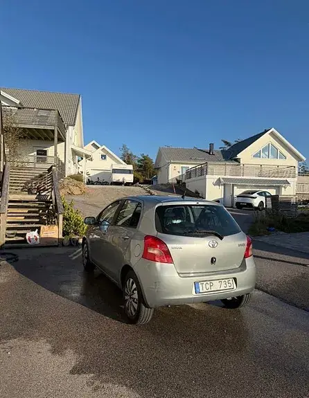 Toyota Yaris 2007 photo 2