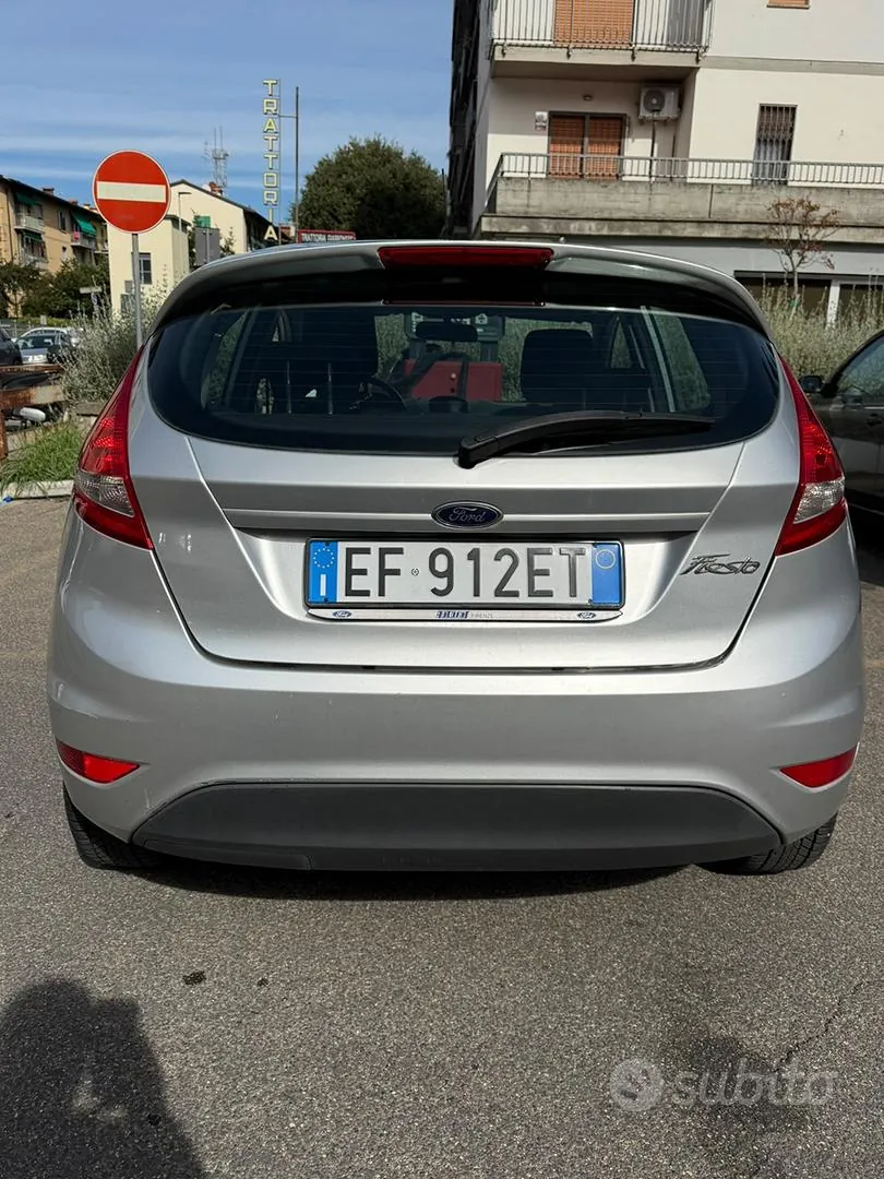 Ford Fiesta 2011 photo 5