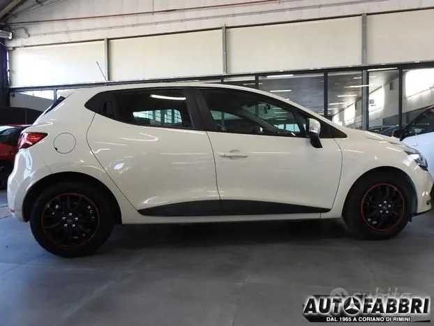 Renault Clio 2017 photo 3