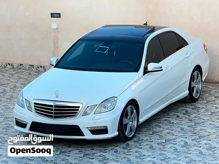 Mercedes-Benz E-Class 2012 photo 3