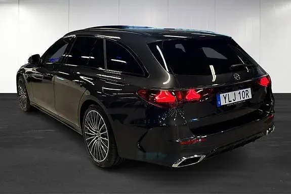 Mercedes-Benz E300 De 2026 photo 4