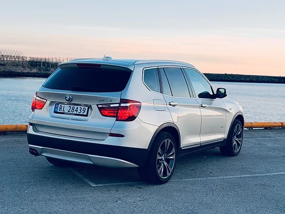 BMW X3 2012 photo 3