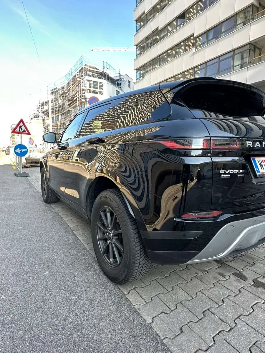 Land Rover Range Rover Evoque 2019 photo 3