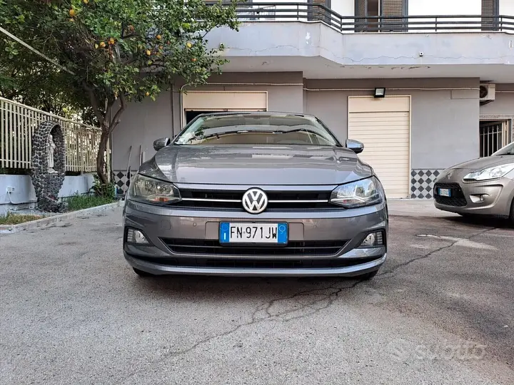 Volkswagen Polo 2018 photo 2