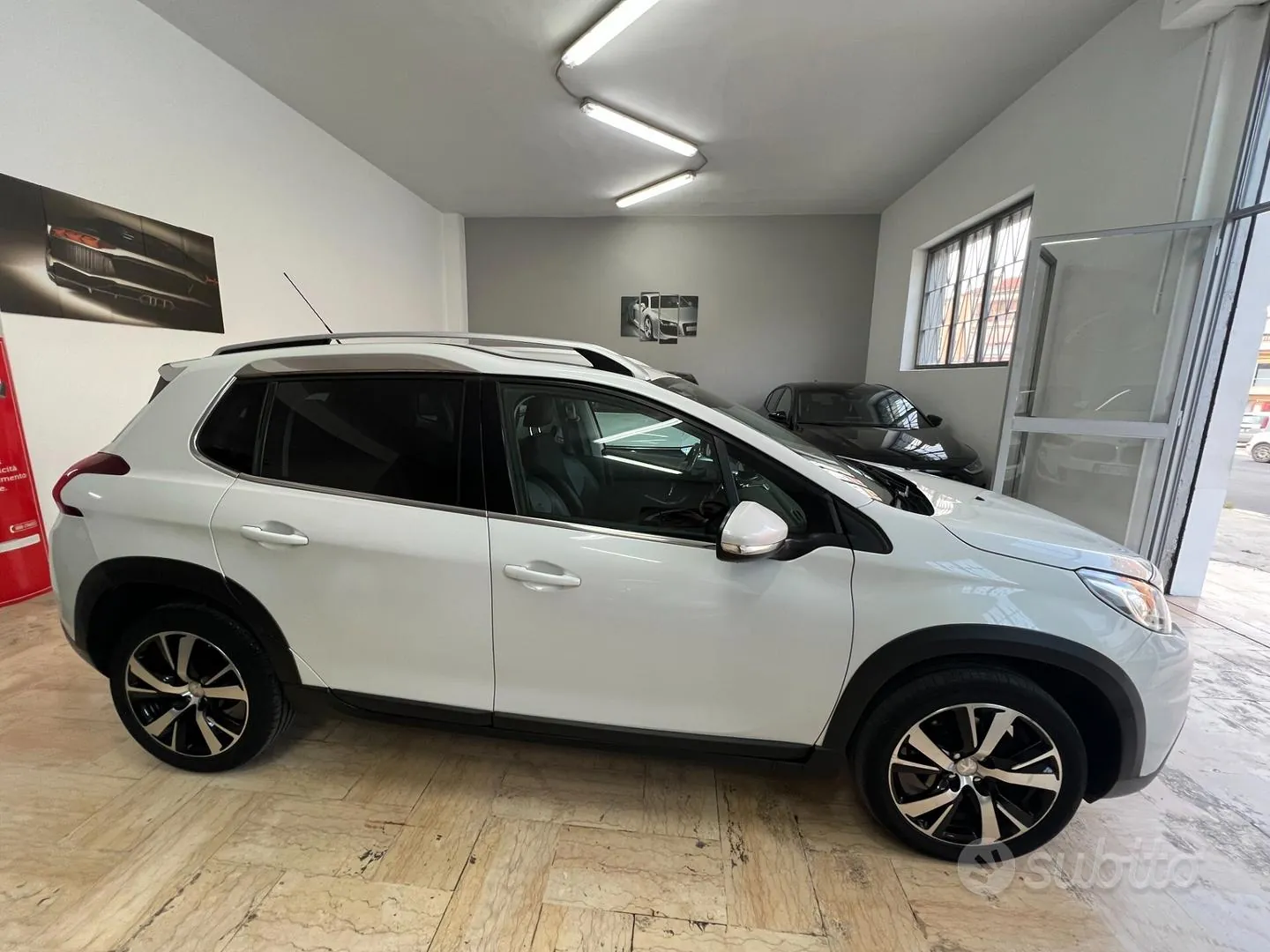 Peugeot 2008 2017 photo 2
