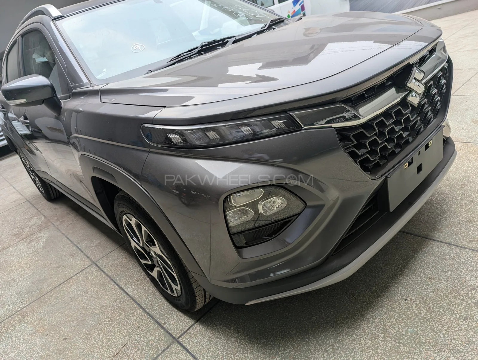Suzuki Fronx
