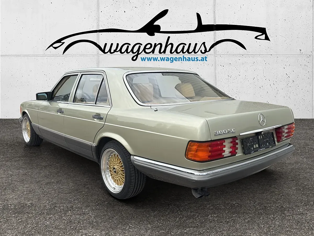 Mercedes-Benz 380 Se 1981 photo 2