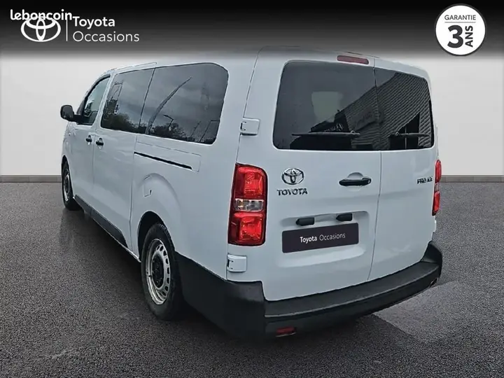 Toyota Proace Combi 2024 photo 2