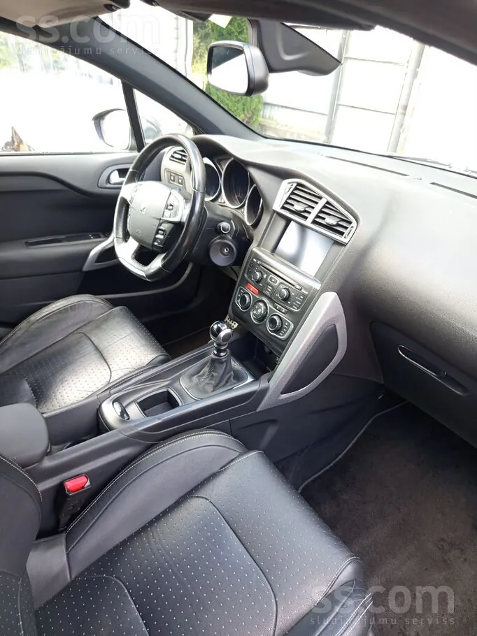 Citroen Ds4 2011 photo 4