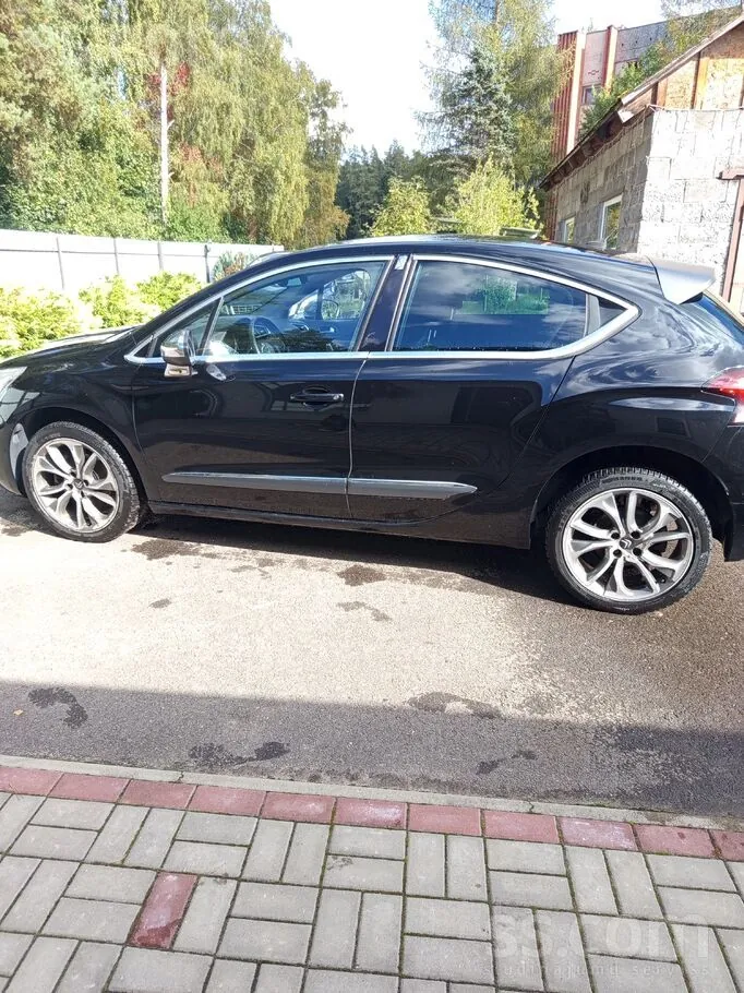 Citroen Ds4 2011 photo 3