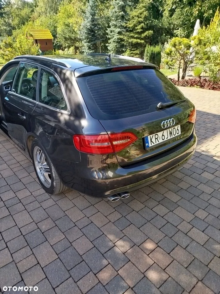 Audi A4 Avant 2012 photo 3