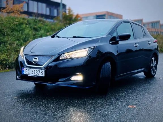 Nissan Leaf 2020 photo 2