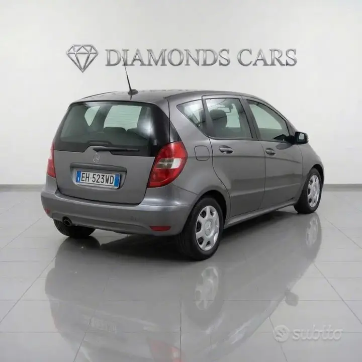 Mercedes-Benz A 160 2011 photo 5