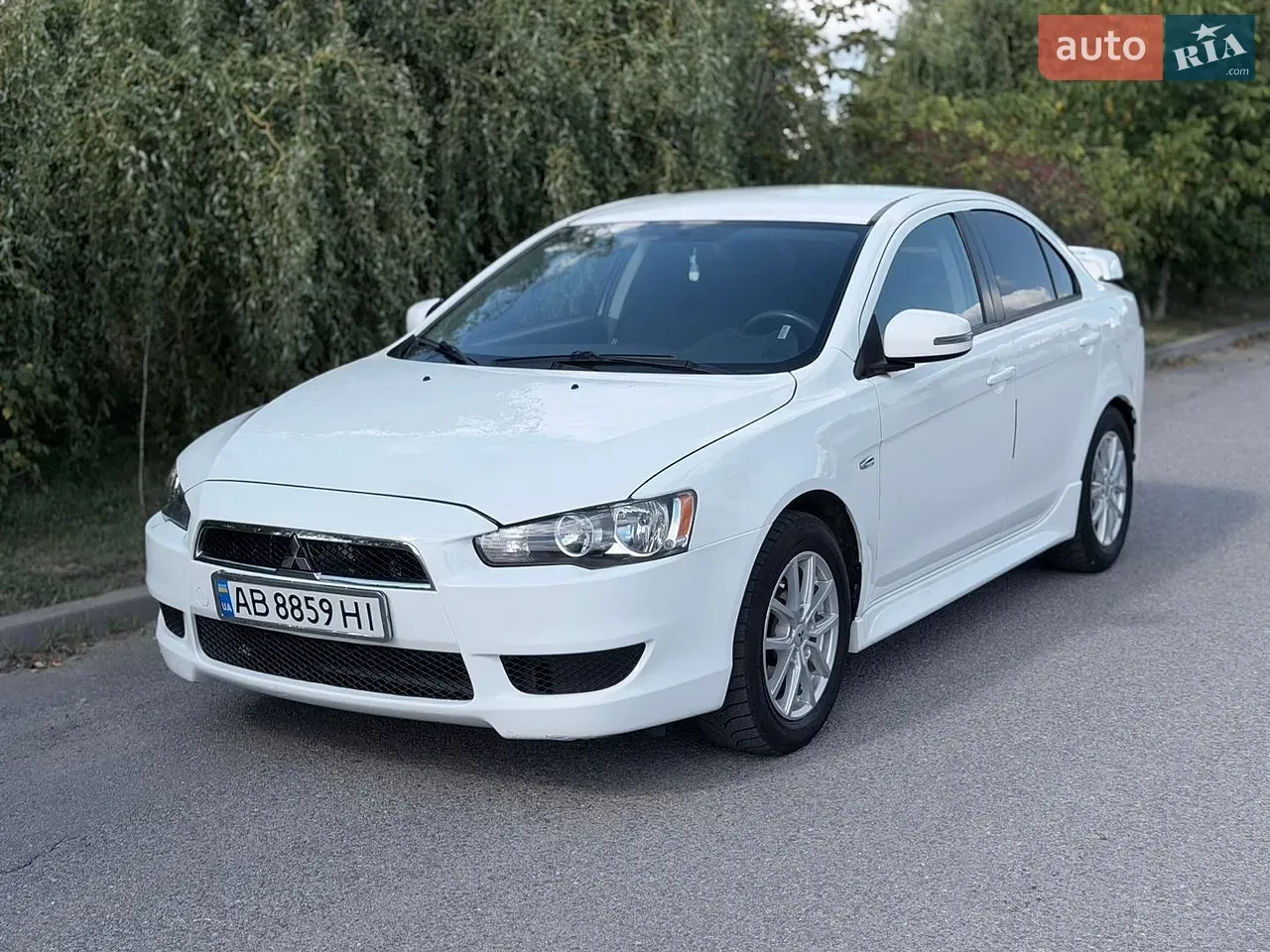 Mitsubishi Lancer
