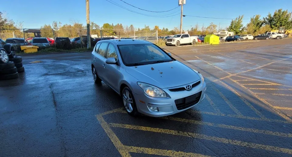 Hyundai Elantra 2010 photo 2