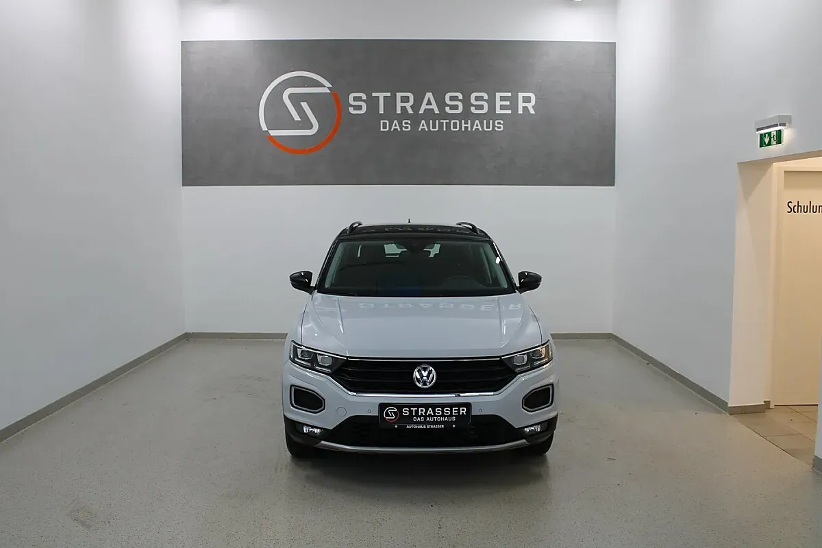 Volkswagen T-Roc 2019 photo 2
