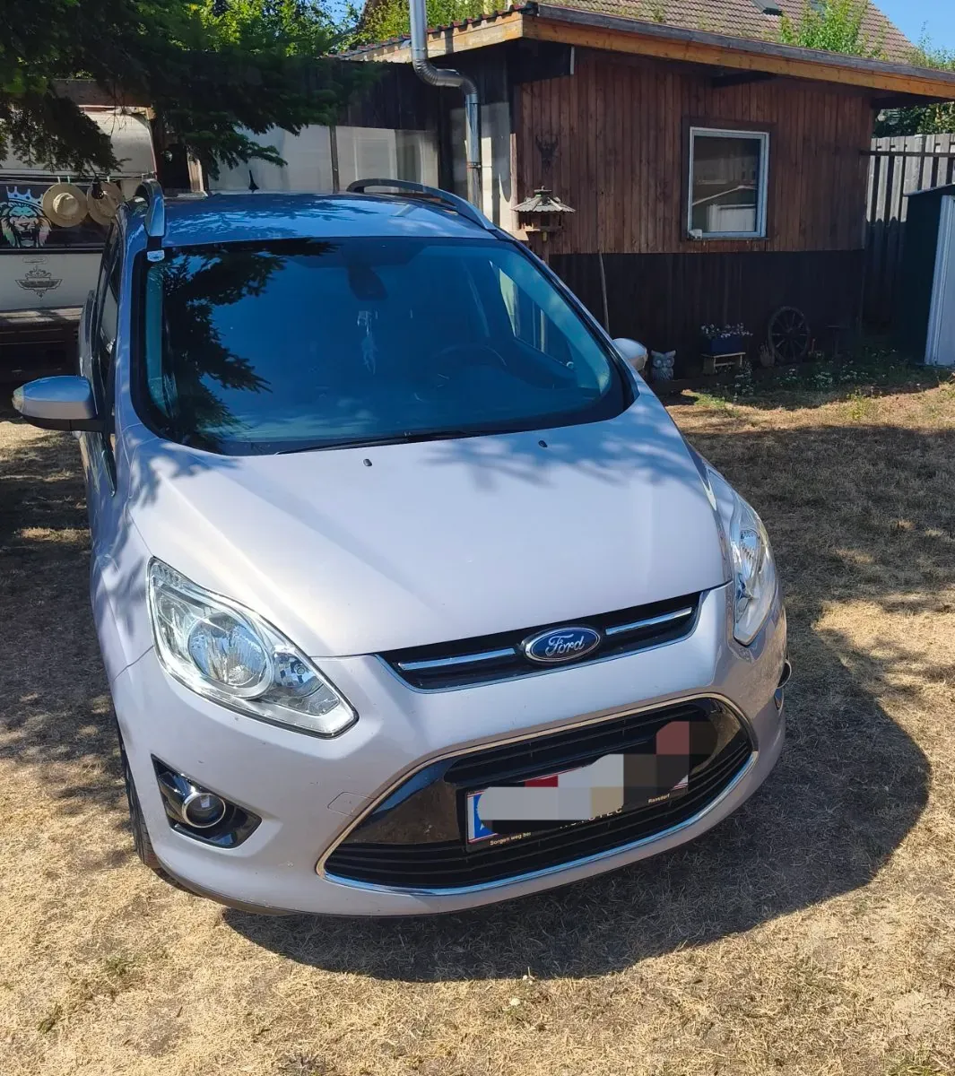 Ford C-Max 2011 photo 2