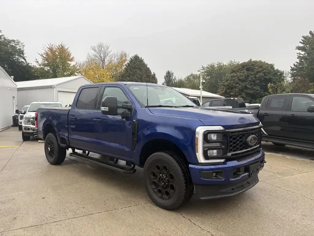 Ford F-250 Super Duty 2026 photo 3