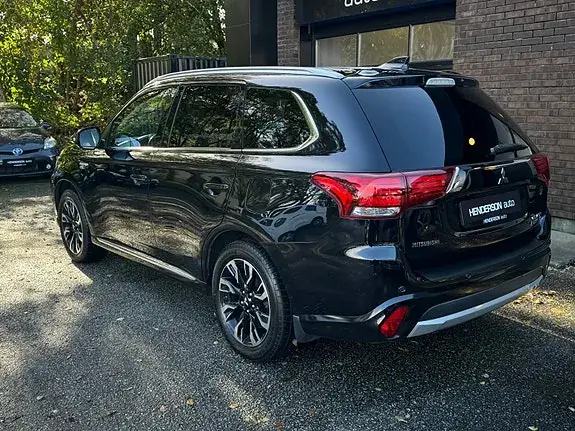 Mitsubishi Outlander 2017 photo 5