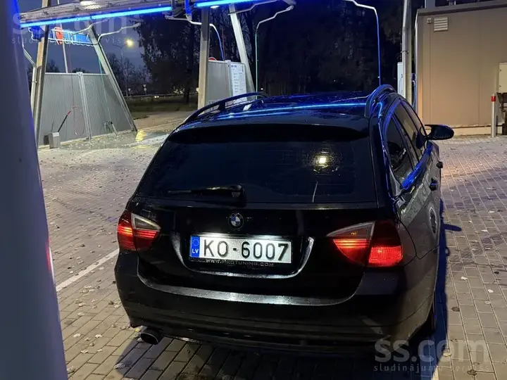 BMW 320D 2008 photo 3