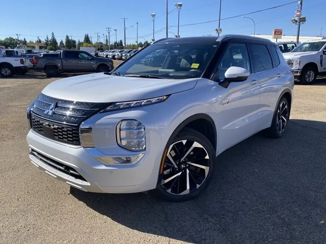 Mitsubishi Outlander 2025 photo 2