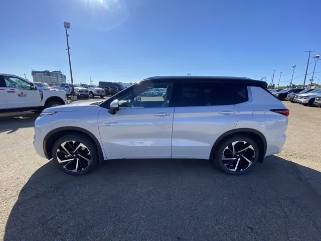 Mitsubishi Outlander 2025 photo 4