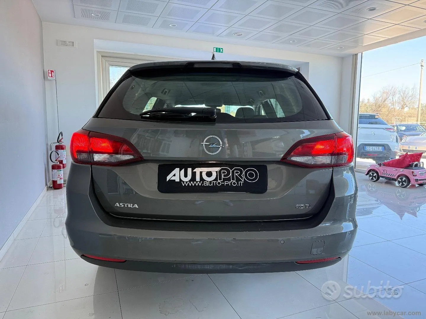 Opel Astra 2018 photo 3