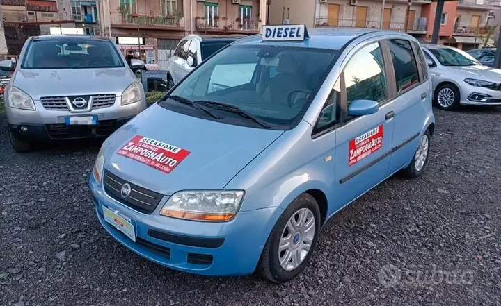 Fiat Idea 2006 photo 2