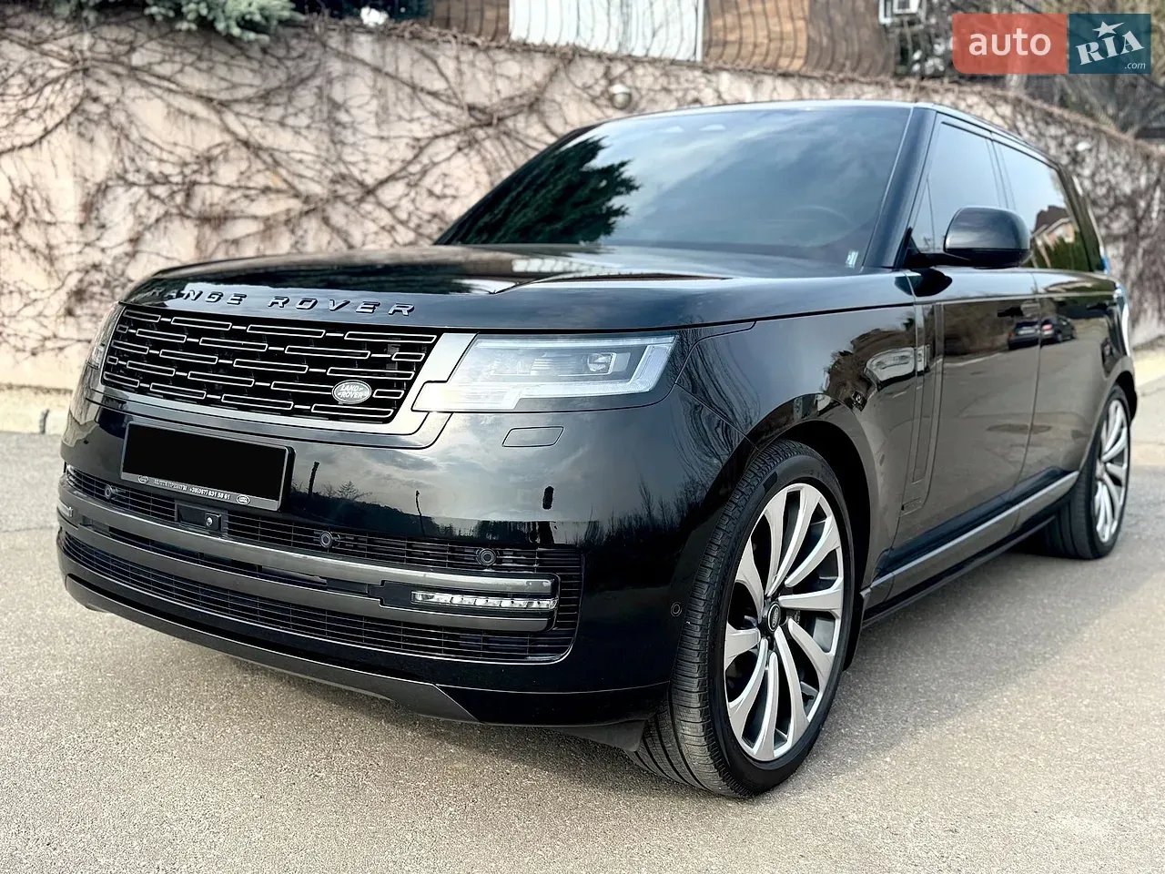 Land Rover Range Rover 2025 photo 5