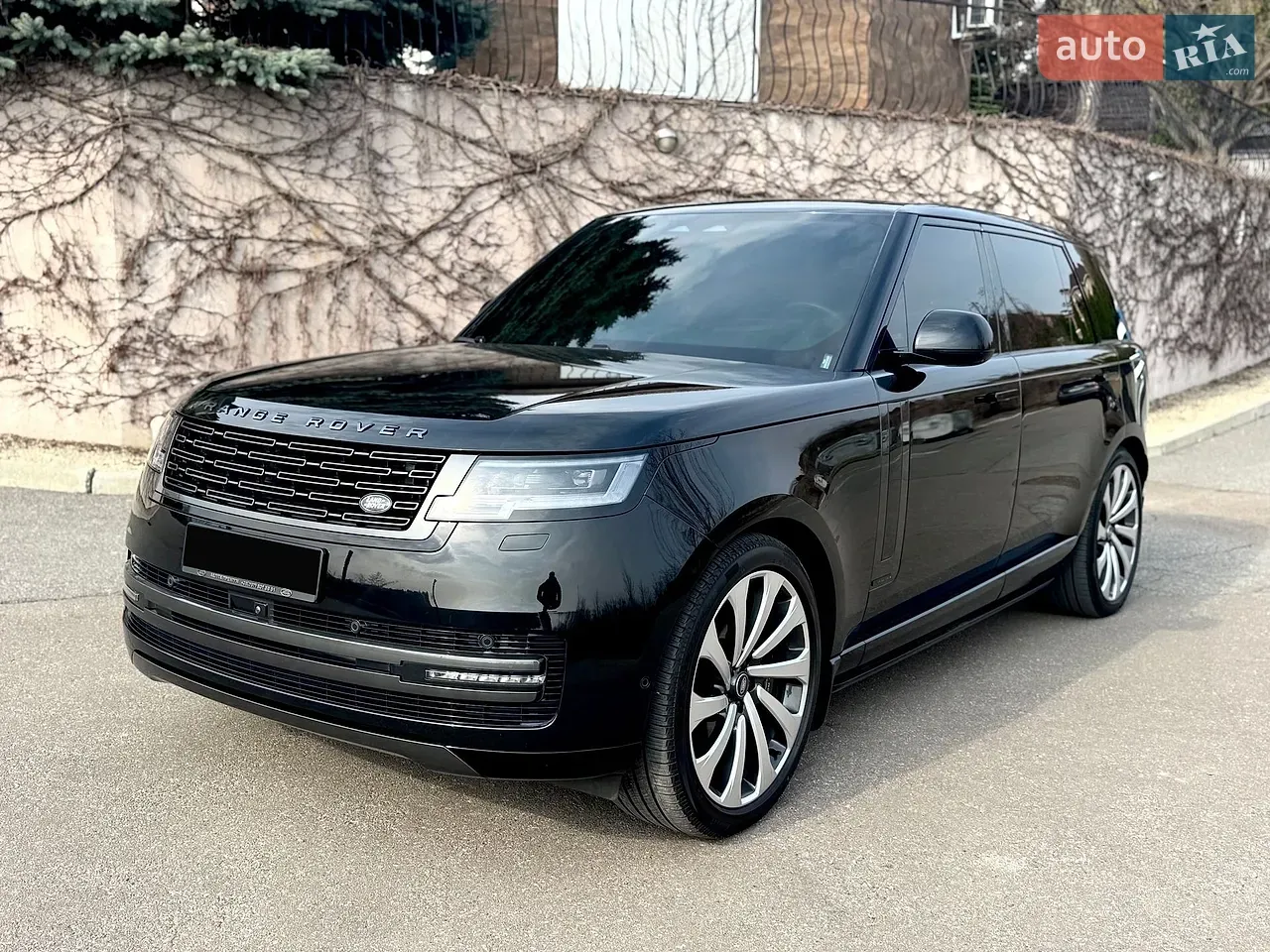Land Rover Range Rover 2025 photo 3
